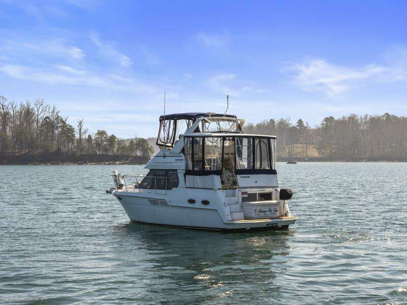 2000 Carver 326 Aft Cabin Motor Yacht