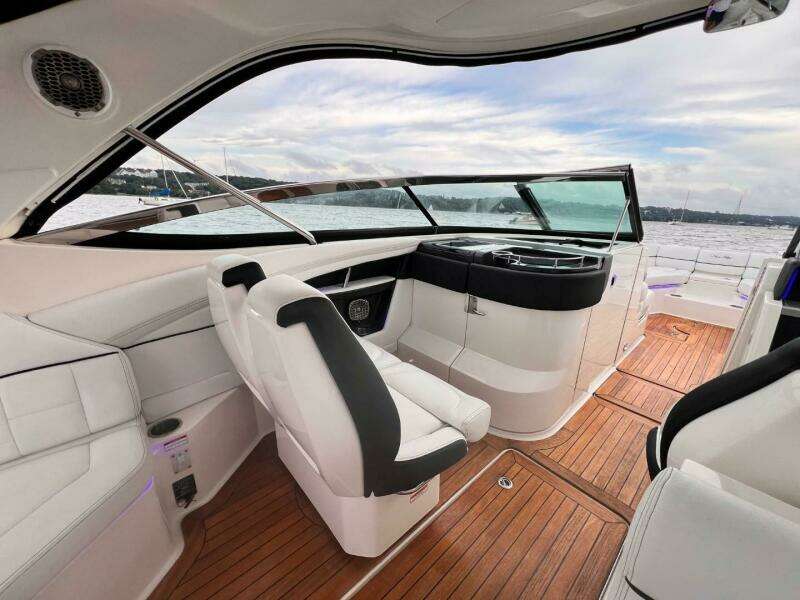 2014 Sea Ray SLX 350