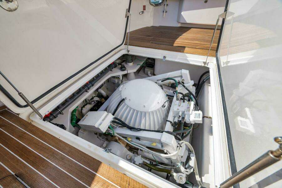 2011 Viking 76 Enclosed Bridge- TEUSEAS- Seakeeper