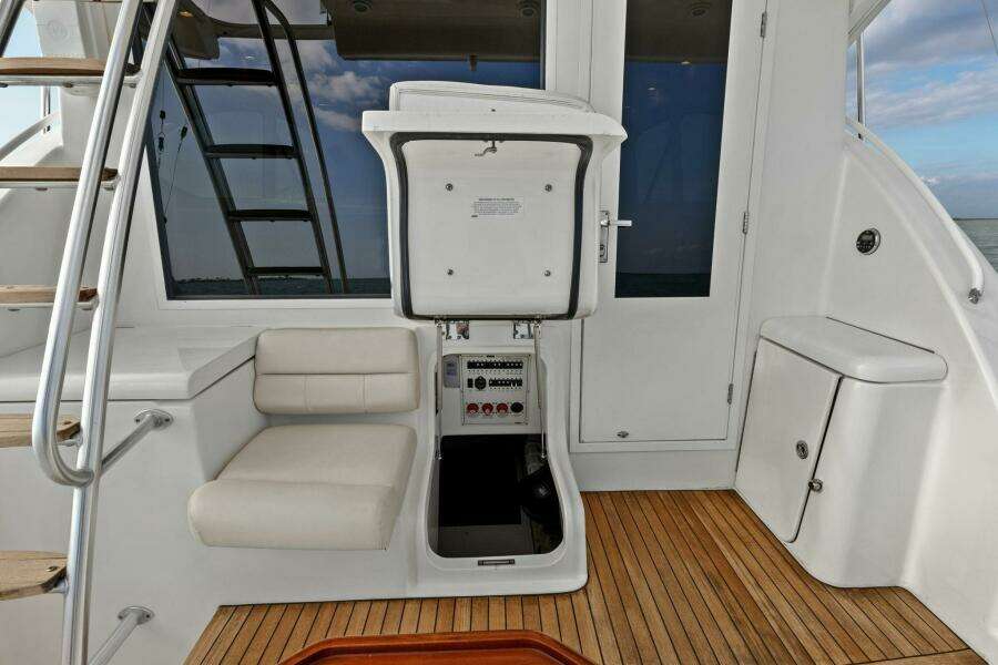 2013 Tiara Yachts 3900 Convertible