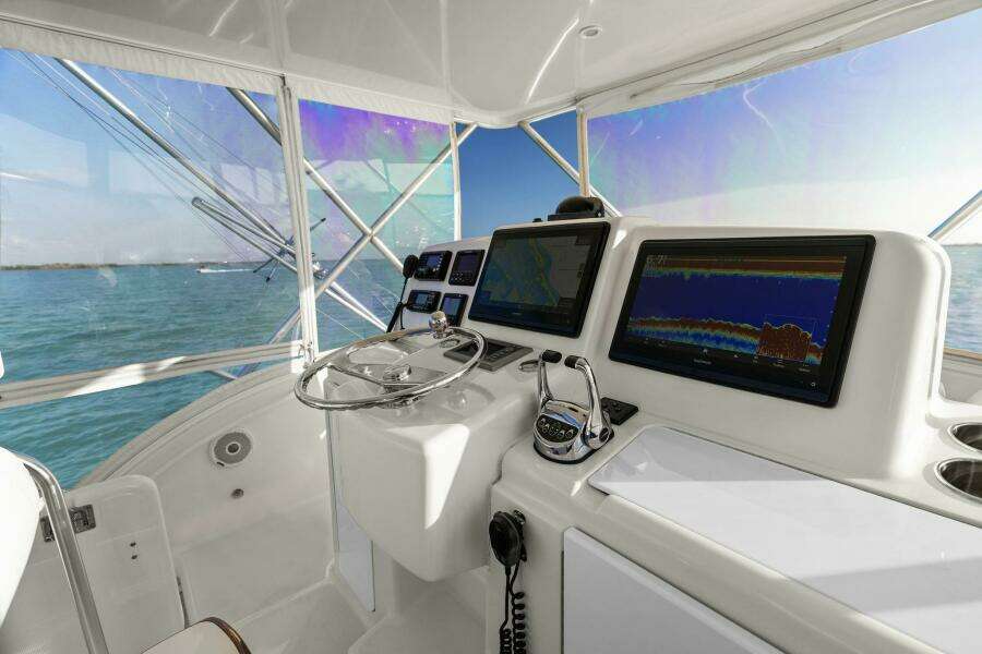 2013 Tiara Yachts 3900 Convertible