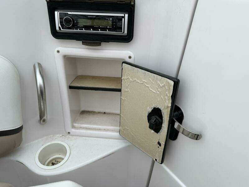 2005 Four Winns 250 Horizon