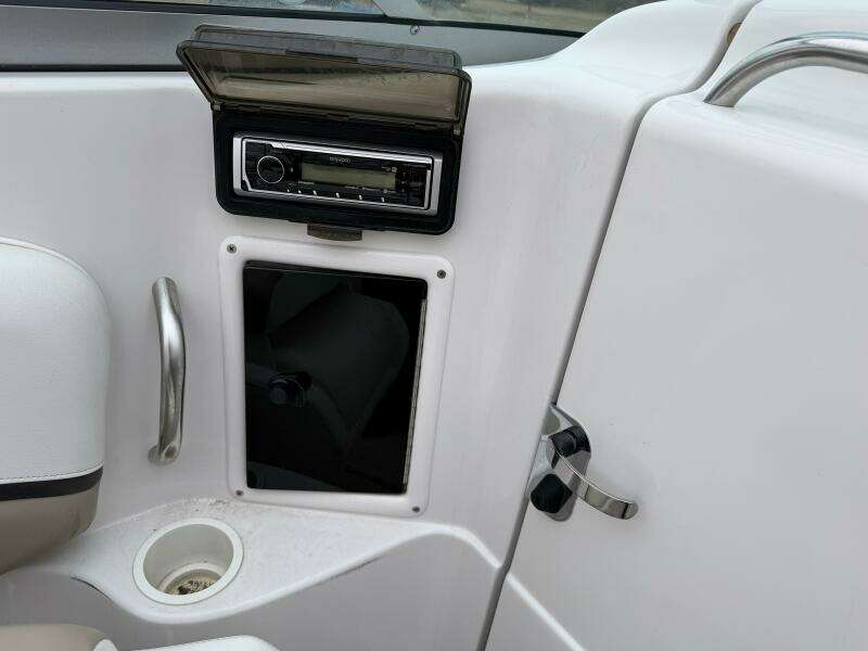 2005 Four Winns 250 Horizon