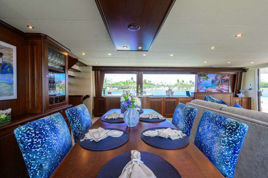 2005 Pacific Mariner 85