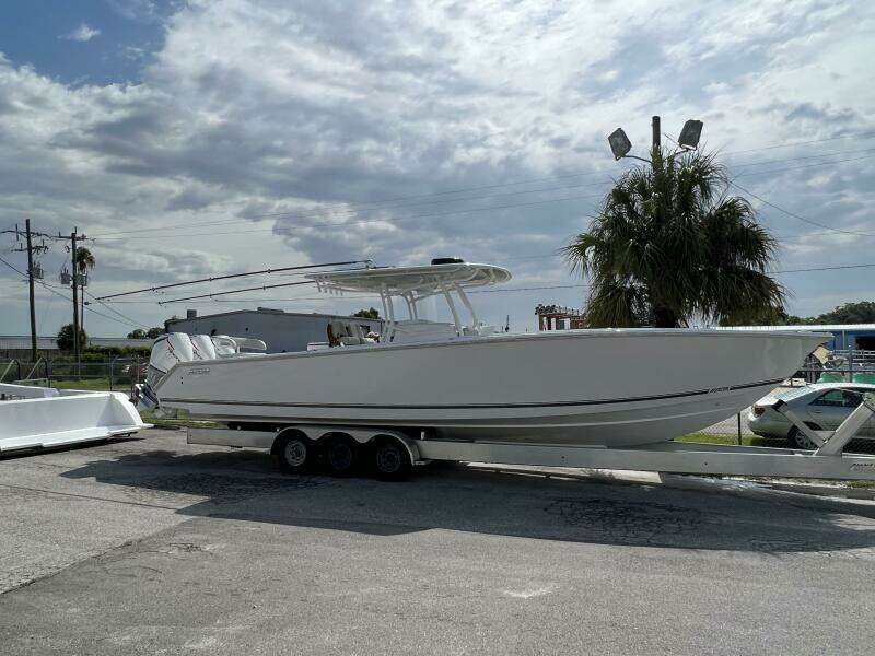 2024 Jupiter 38 HFS