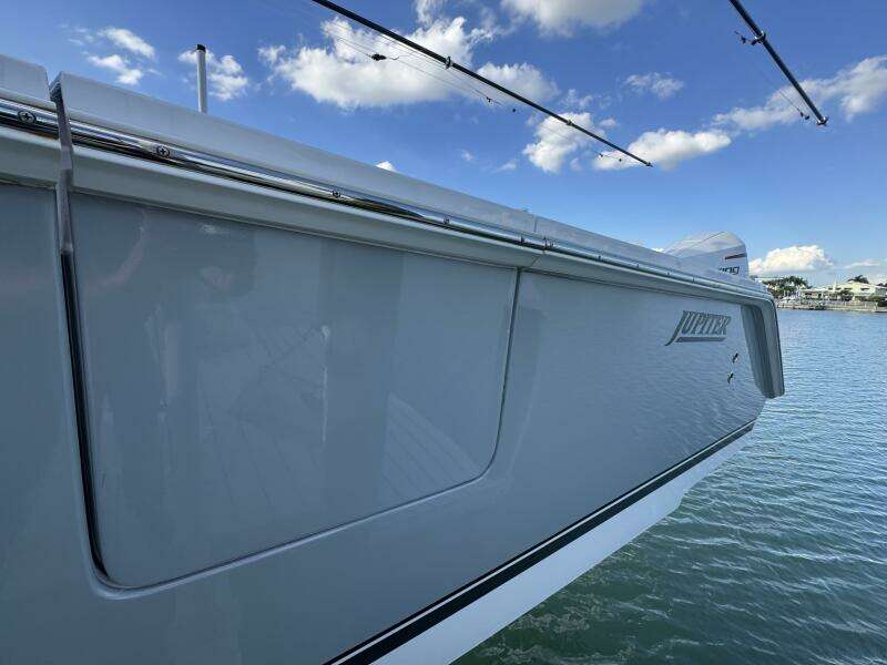 2024 Jupiter 38 HFS