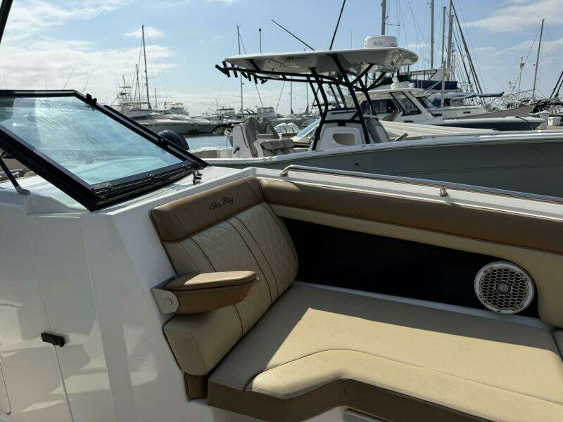 2015 Sea Ray 270 Sundeck