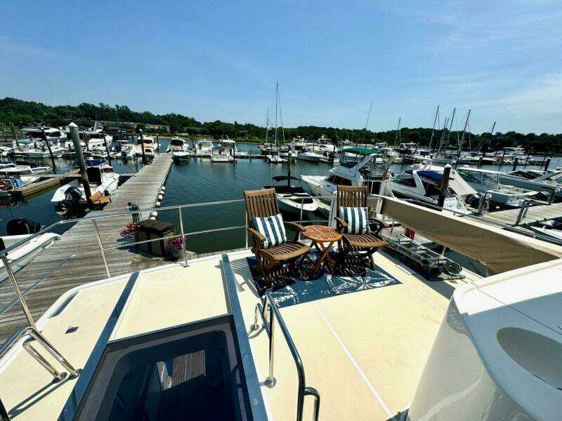 Flybridge Tender Deck