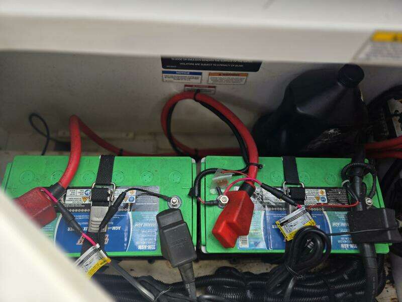 2016 Sea Ray 270 Sundeck