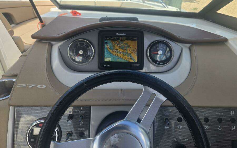 2016 Sea Ray 270 Sundeck