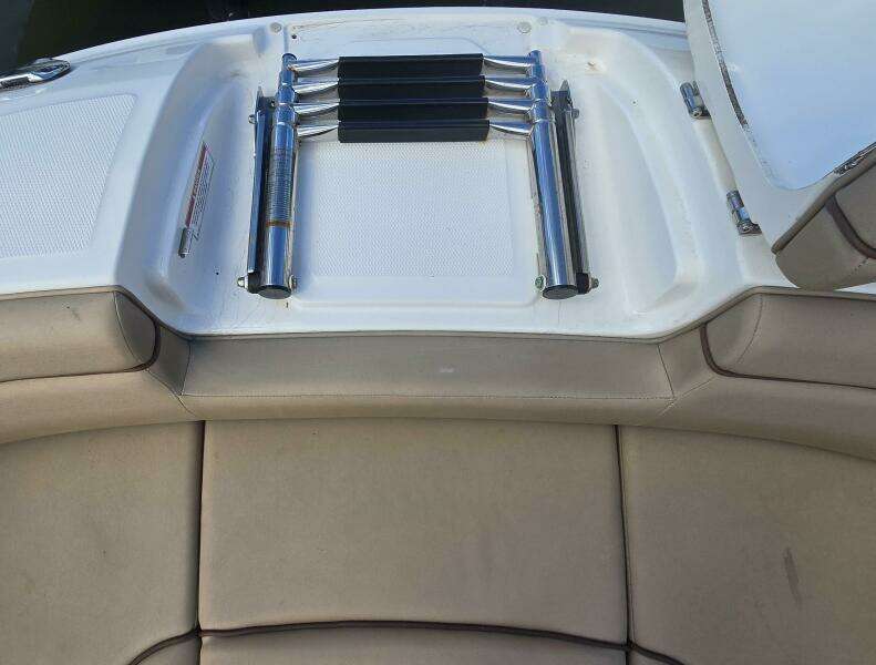 2016 Sea Ray 270 Sundeck