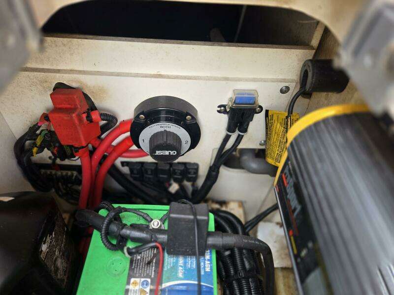 2016 Sea Ray 270 Sundeck