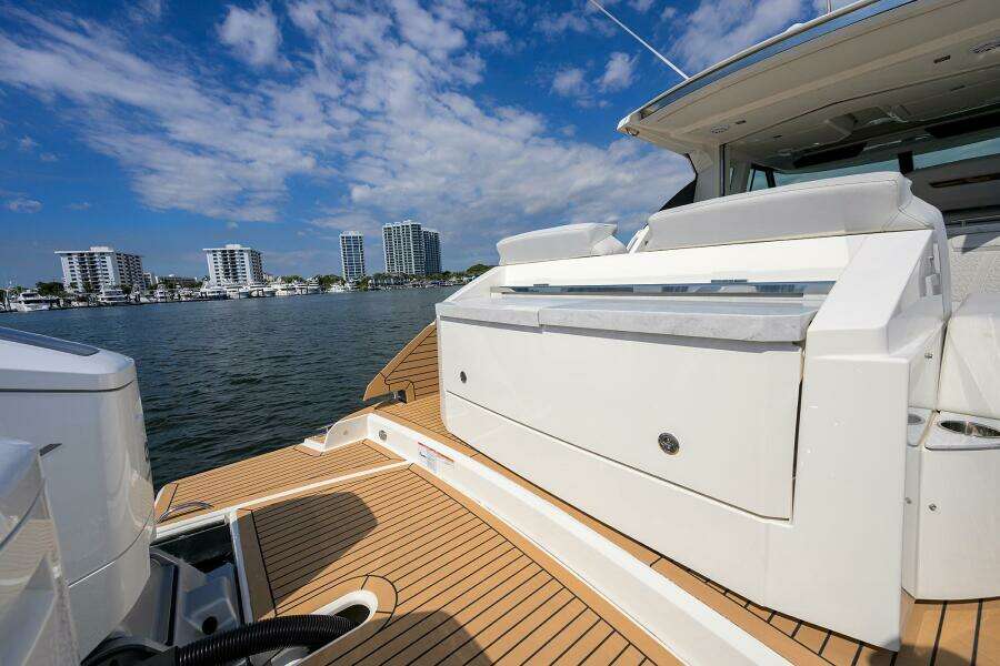 Tiara 43 - Aft Deck