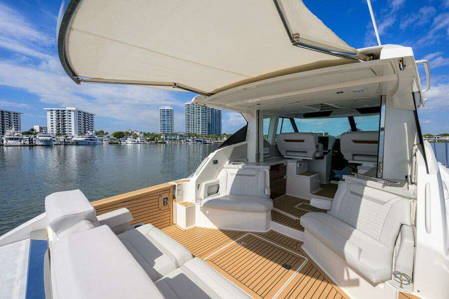 Tiara 43 - Aft Deck 