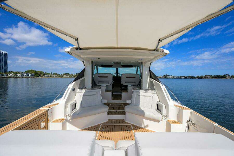 Tiara 43 - Aft Deck 