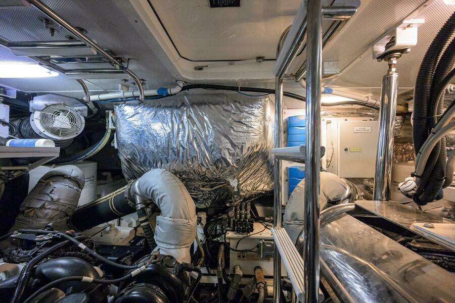 Princess 72 Joint Credit II - Engine Room