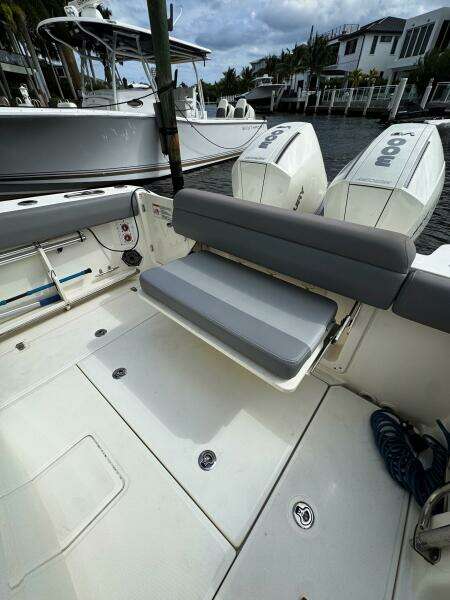 2024 Boston Whaler 280 Outrage