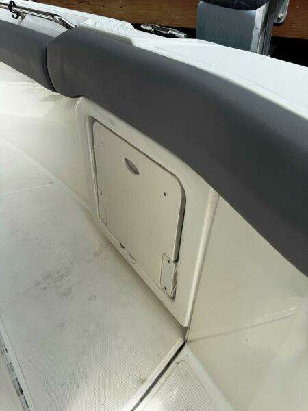 2024 Boston Whaler 280 Outrage