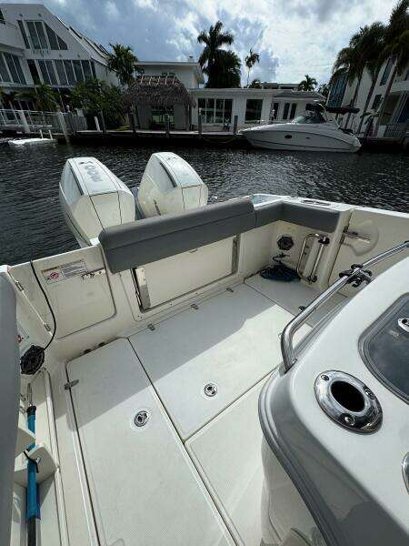 2024 Boston Whaler 280 Outrage