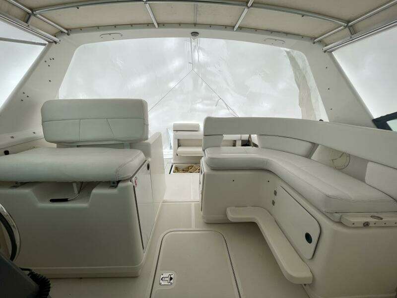 2003 Tiara Yachts 3100 Open