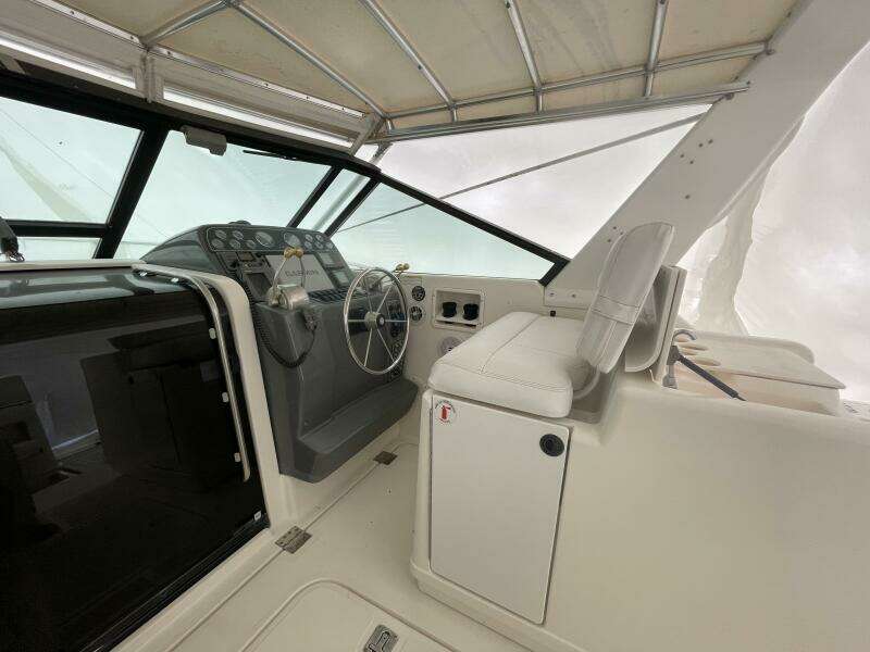 2003 Tiara Yachts 3100 Open