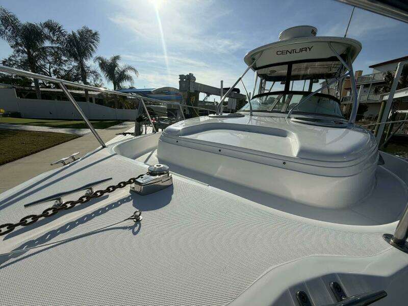 2007 Century 3200 WA