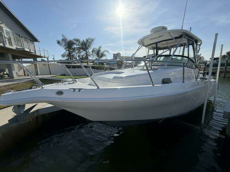 2007 Century 3200 WA