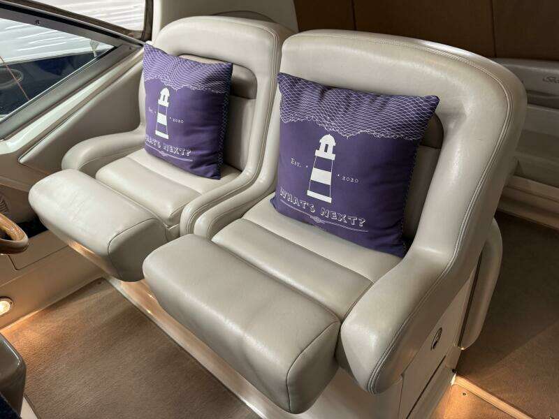 2002 Sea Ray 320 Sundancer