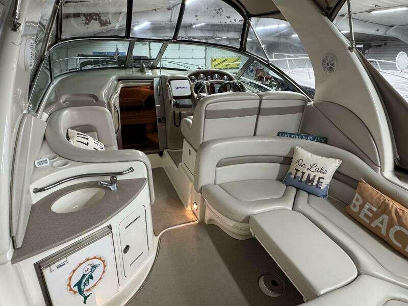 2002 Sea Ray 320 Sundancer