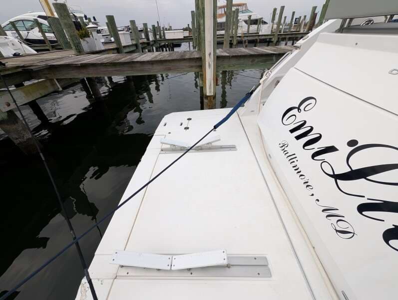 2022 Cruisers Yachts 54 Cantius