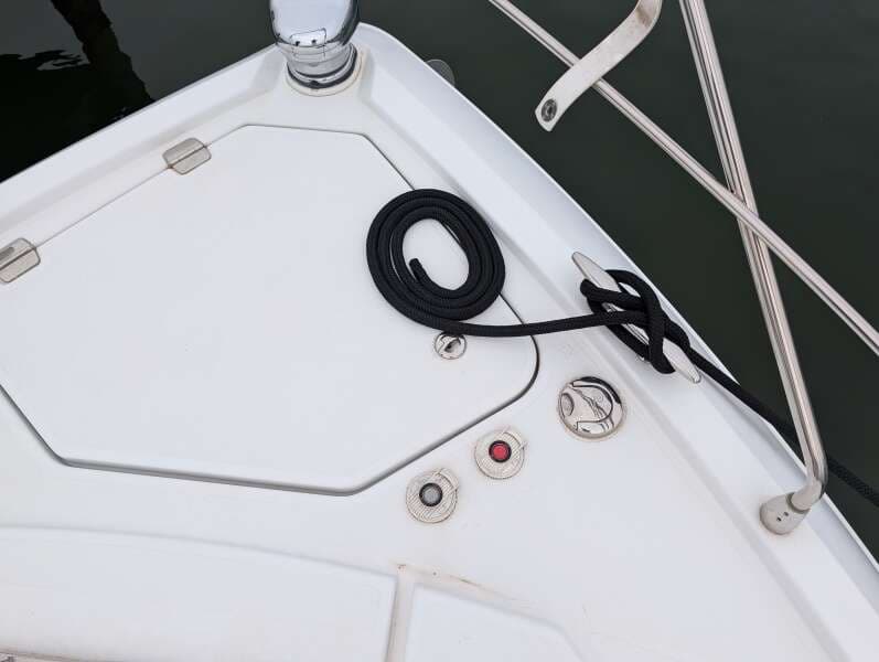 2022 Cruisers Yachts 54 Cantius