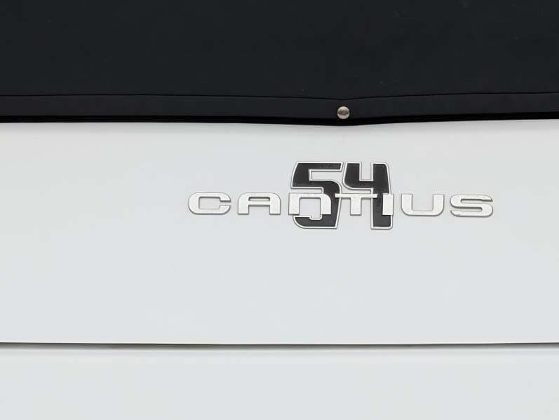 2022 Cruisers Yachts 54 Cantius