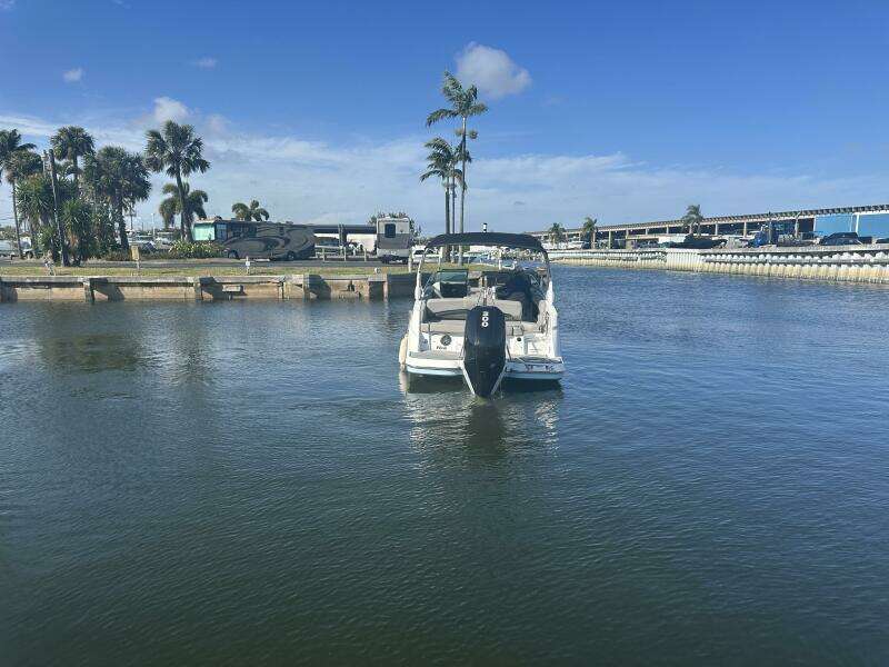 2022 Four Winns HD8 OB