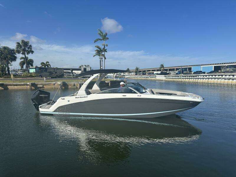 2022 Four Winns HD8 OB