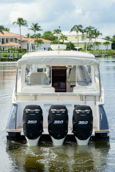 MJM 43 Scout - Exterior Profile