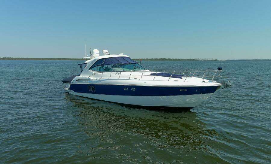2005 50' Cruisers 500 Express Gratitude Starboard