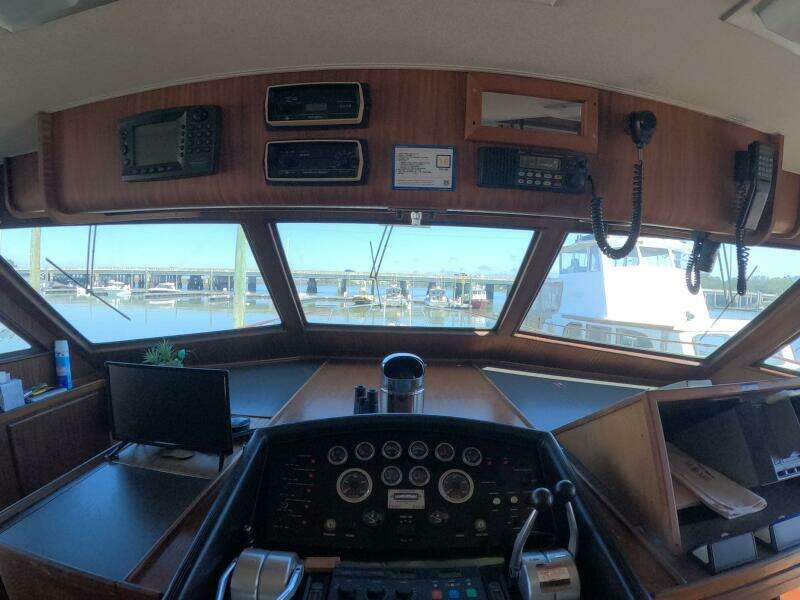1987 Hatteras 54MY