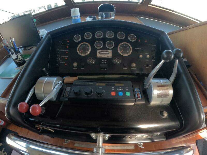 1987 Hatteras 54MY
