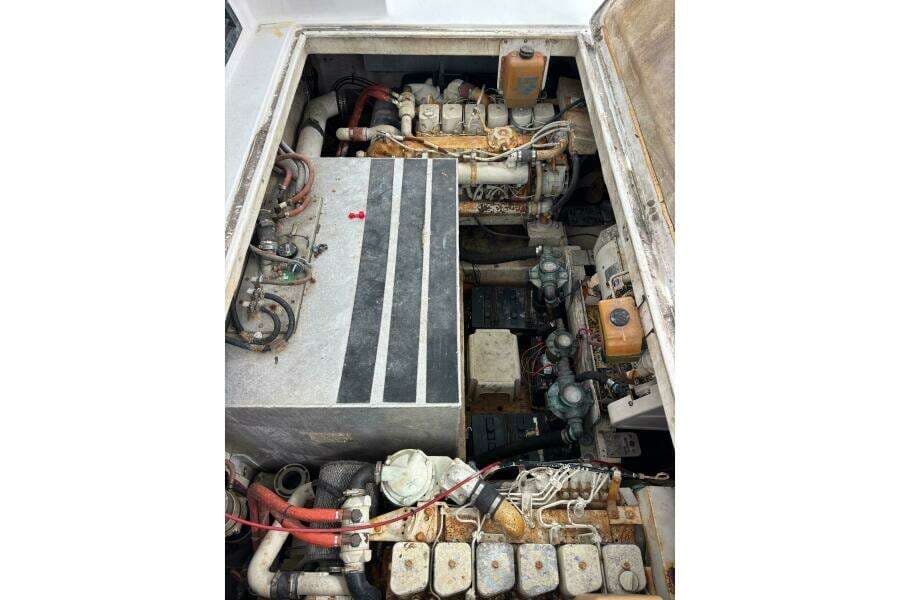 1994 Harbor Master 52 Coastal Cruiser