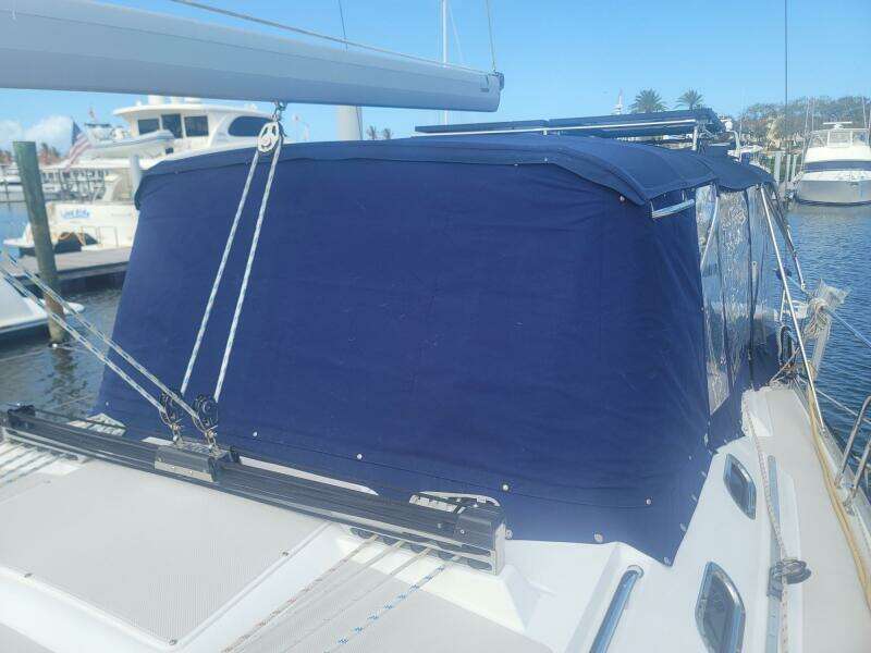 BiminiWindshieldCover