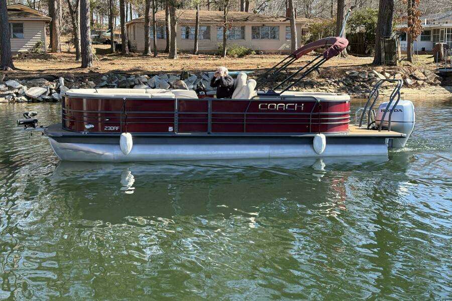 2018 Coach Pontoons 230 RF