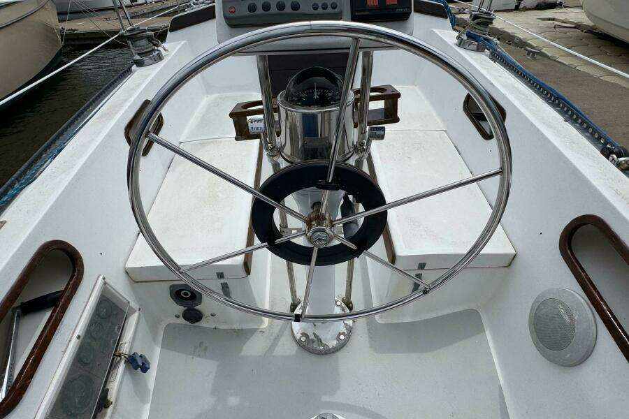 1986 Catalina 38