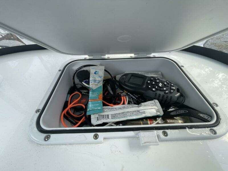 2023 Sea Pro 248 DLX