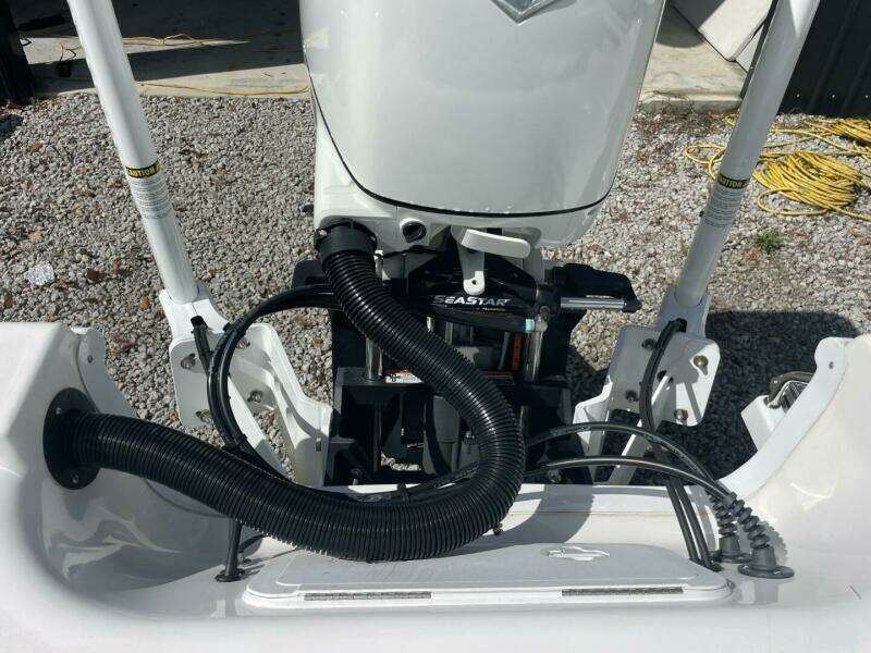 2023 Sea Pro 248 DLX