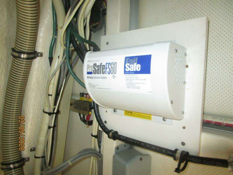 42' Grand Banks galvanic isolator