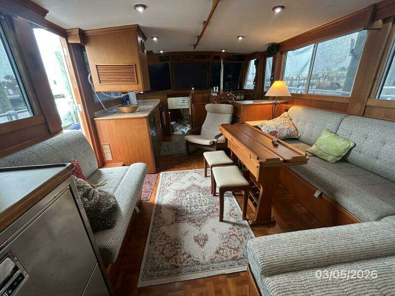 42' Grand Banks salon forward
