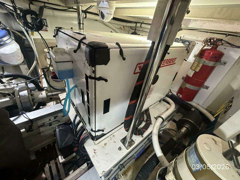 42' Grand Banks generator sound box1