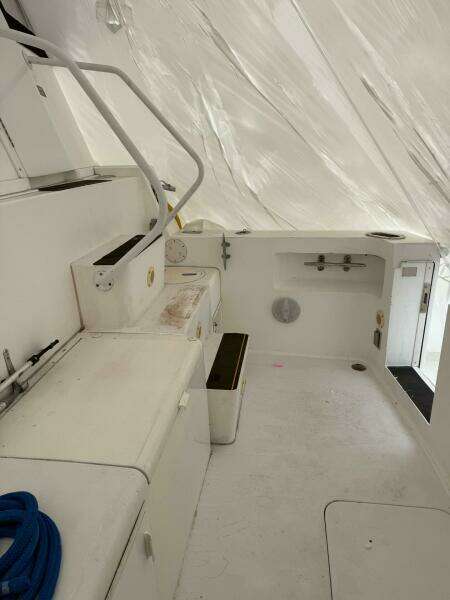 1998 Viking Motor Yacht