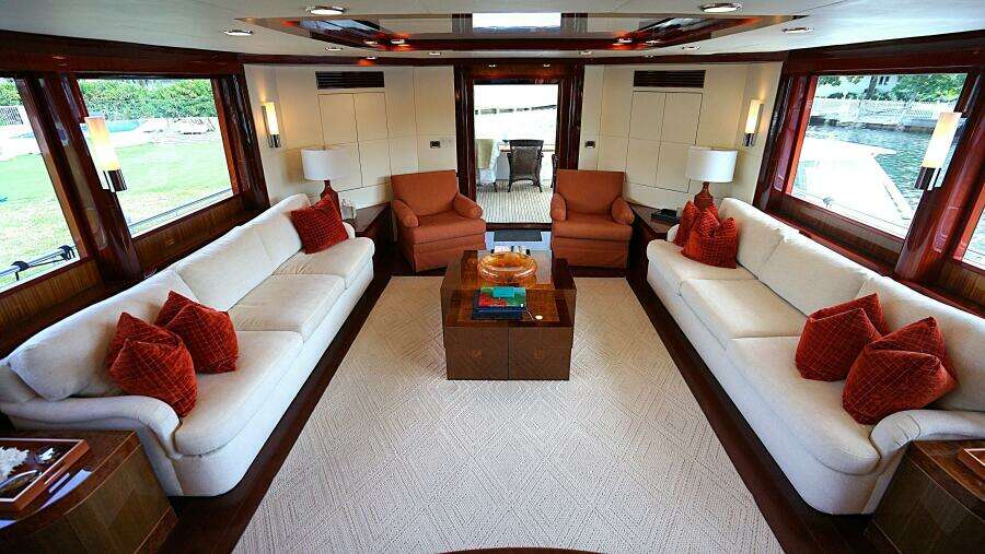 2008 Ocean Alexander 100 Skylounge Megayacht