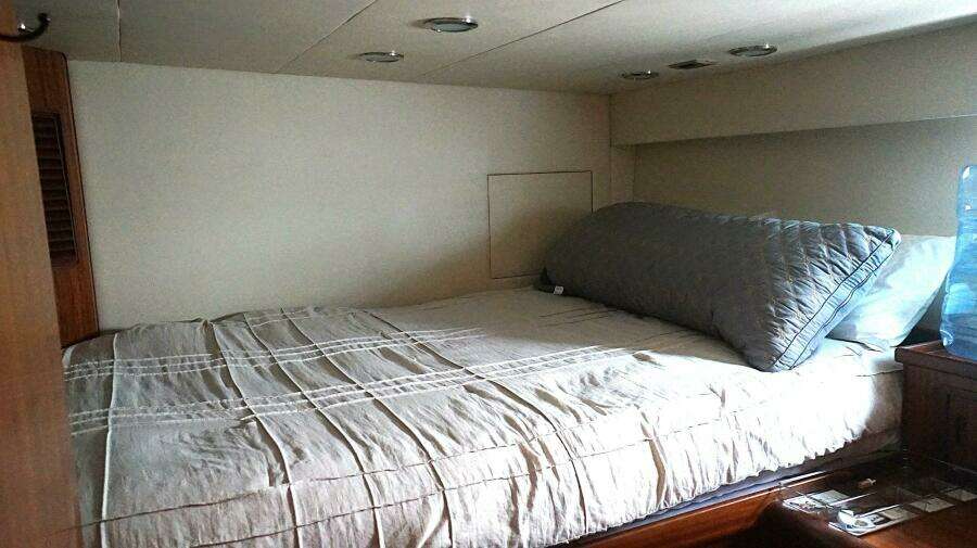 2008 Ocean Alexander 100 Skylounge Megayacht